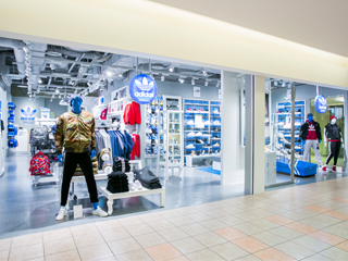 Adidas originals shop | | It is shopping center of direct connection JR TOWER Sapporo Station