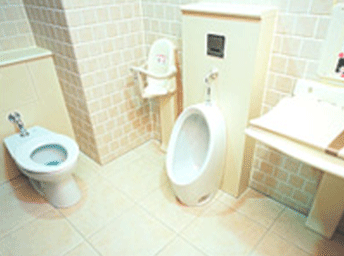 男の子トイレ(幼児用小便器)
